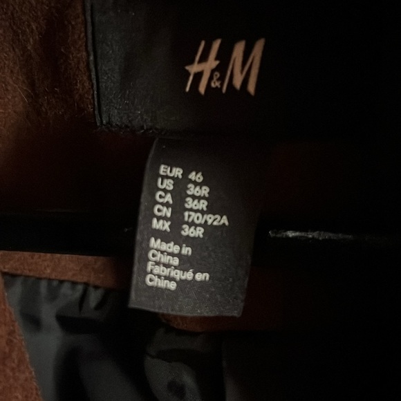 Men’s H&M Wool Coat in Rust. Size 36R - Picture 4 of 4